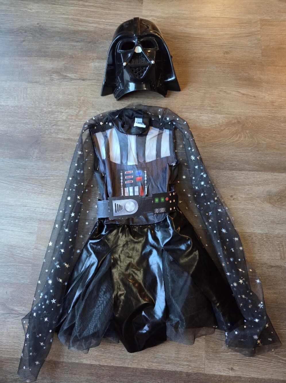 Kids Star Wars: A New Hope Darth Vader Dress Costume with Vader Mask size Small